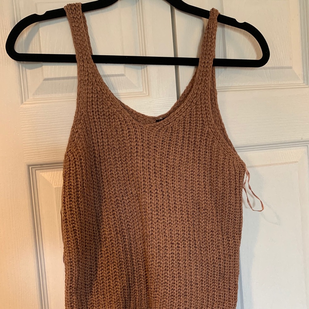 Women tank top